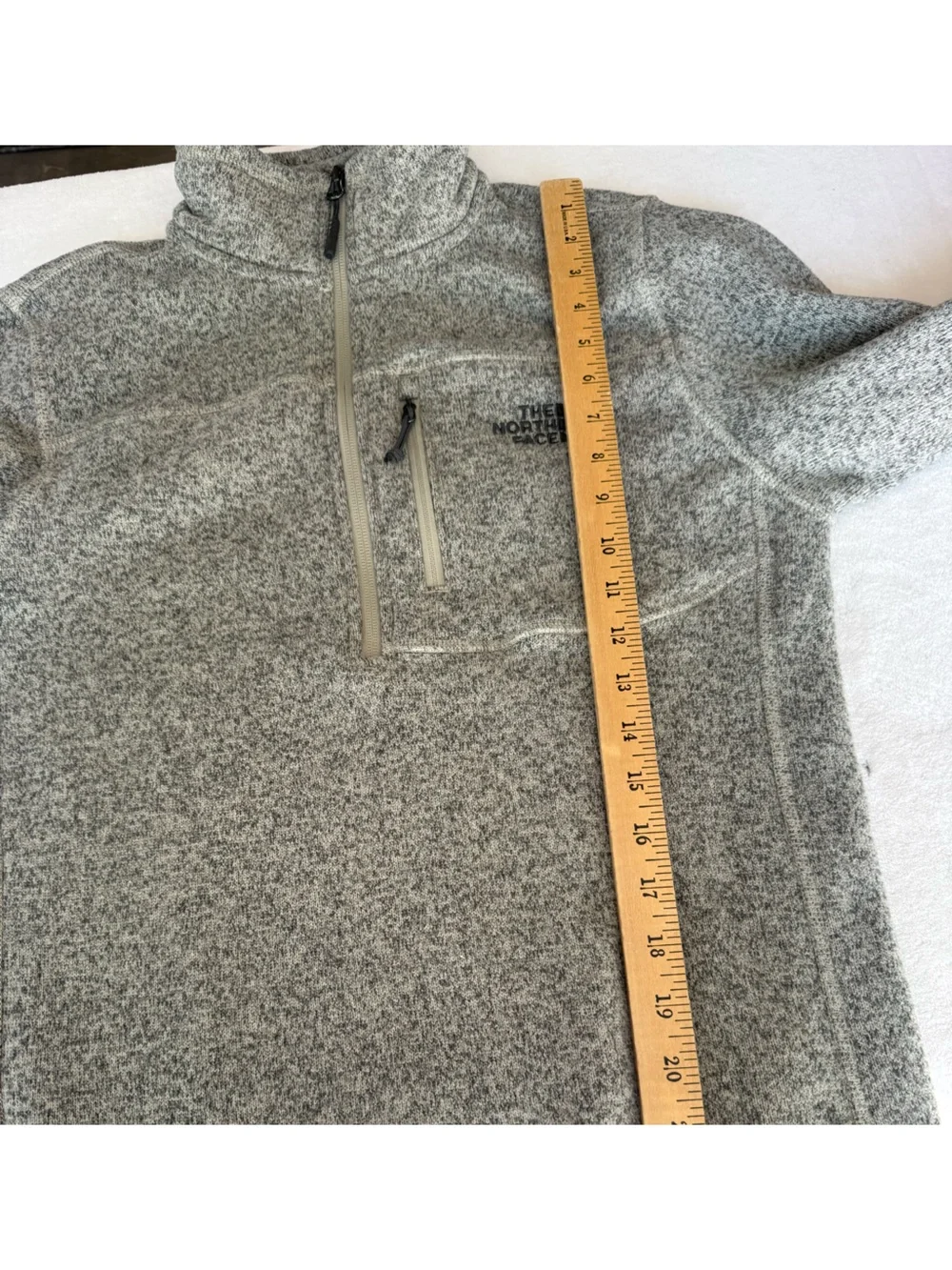 The North Face Gordon Lyons Sweater Pull Over 1/4 Zip